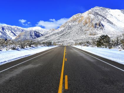 The snowy road from Las Vegas to Spring Mountain, where Lee Canyon is located