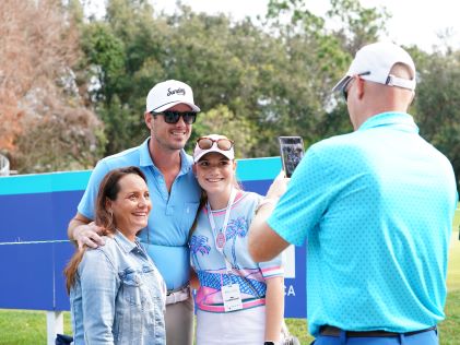 Taking selfies with celebrities at the Hilton Grand Vacations Tournament of Champions